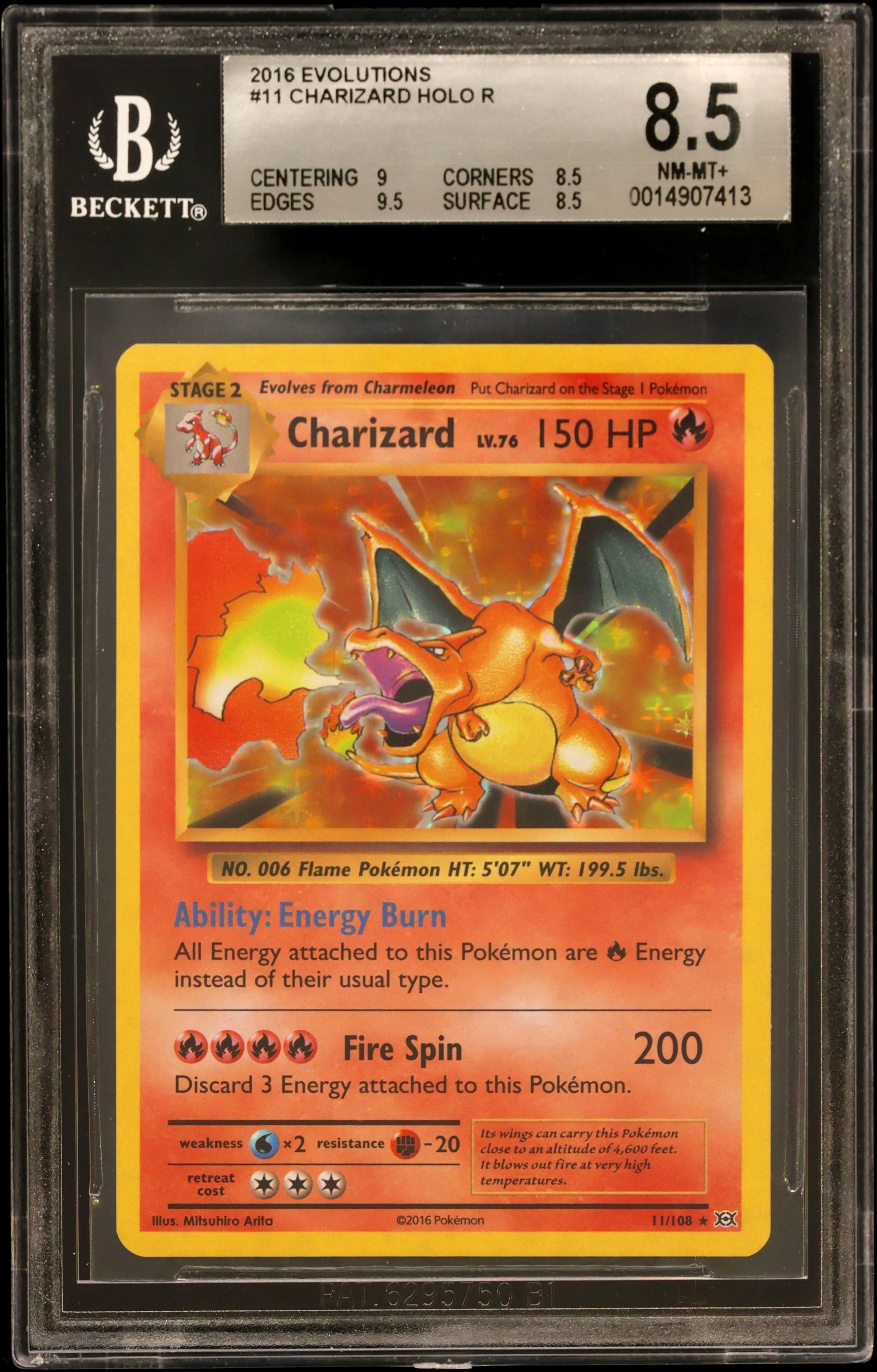 Charizard HOLO R
